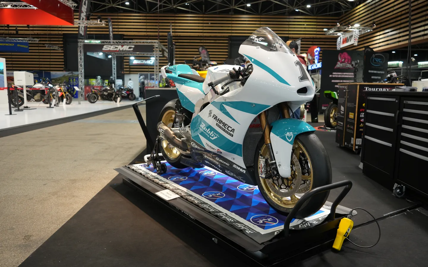 Moto Fahmeca - photo 1